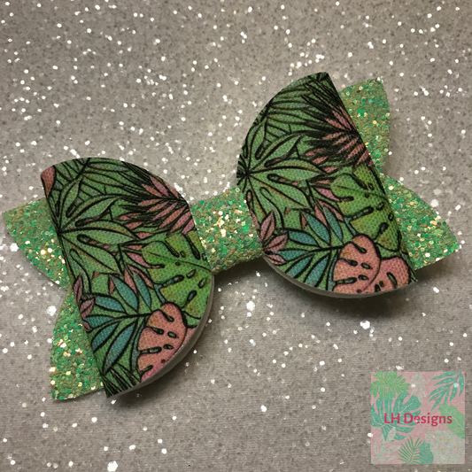 Green Monstera Leaf Hair Bow