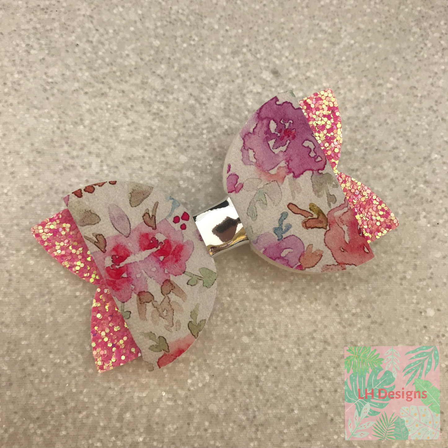 Pink Watercolour Hair Bow