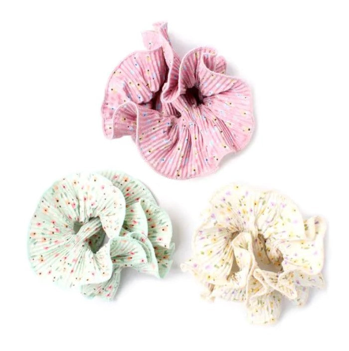 Extra Large Ditsy Floral Print Scrunchie
