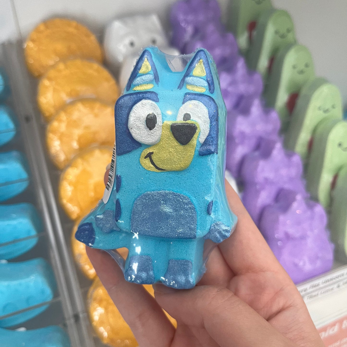 Bubble Gum Blue Dog Bath Bomb