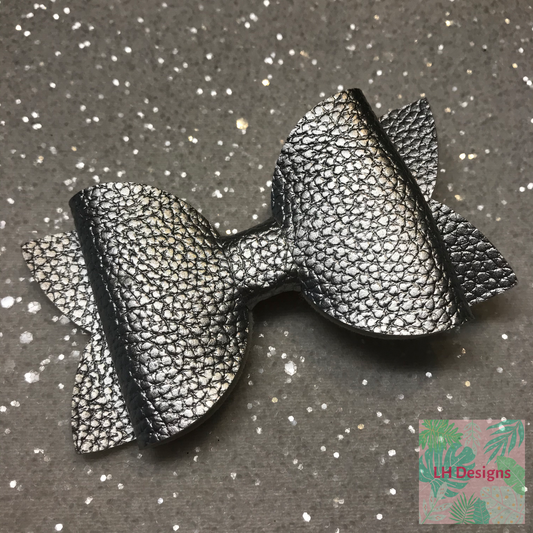 Silver Leatherette Hair Bow
