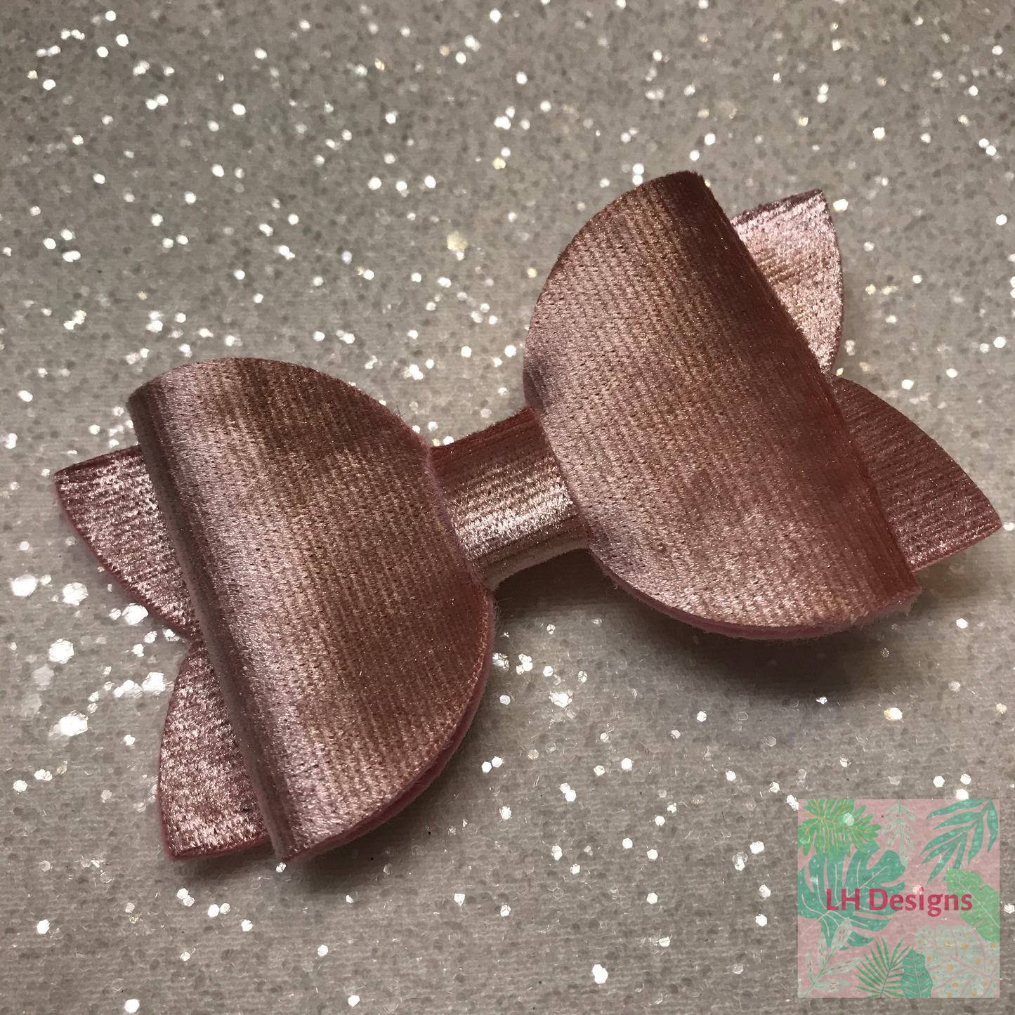 Dusky Pink Crushed Velvet Hair Bow